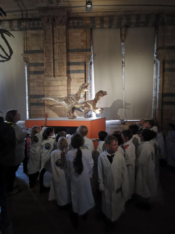 Kinderen in het Natural History Museum London