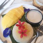 De lekkerste Thaise snack voor de zoetekauw: sticky rijst met mango