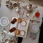 Een afternoon tea in het Ritz in Londen is alles wat je hoopt