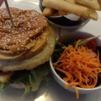 De lekkerste hamburger in Ierland, scoor je in Fitzgeralds Pub